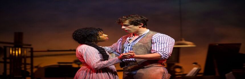 Skylight's OKLAHOMA! Takes Musical Storytelling To Extraordinary Heights 1 This fall, a sensational show is sweeping down the plain at the Skylight Music Theatre in Milwaukee.  It’s a swiftly rolling wagon loaded with superb singing and acting, exciting drama and plenty of laughs.