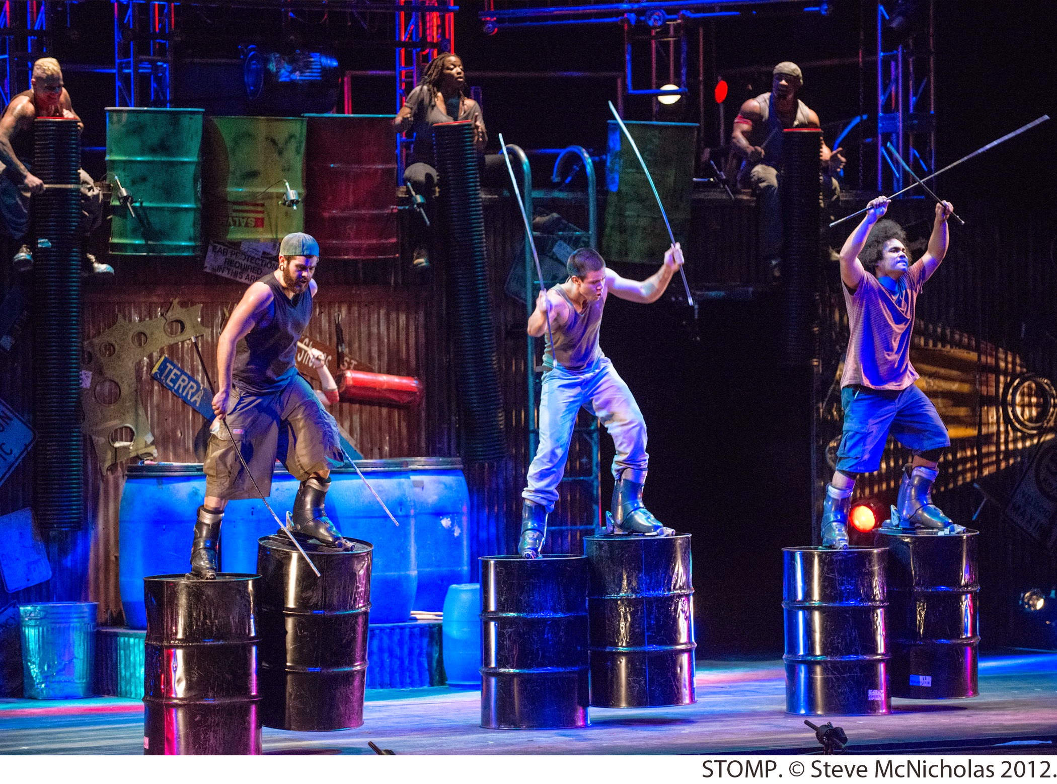 Broadway In Chicago Announces The Return of STOMP, Limited One-Week Engagement January 20-25, 2015 at the Bank of America Theatre 1 Broadway In Chicago is pleased to announce  that individual tickets for STOMP, the international percussion sensation, go on sale to the public Friday, November 28 at 10 AM. STOMP returns to Chicago by popular demand for a limited one-week engagement at the Bank of America Theatre (18 W. Monroe) January 20 – 25, 2015.  From its beginnings as a street performance in the UK, STOMP has grown into an international sensation over the past 20 years, having performed in more than 50 countries and in front of more than 24 million people. 