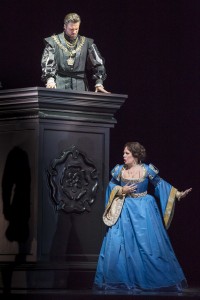 Gorgeously Sung ANNA BOLENA at Lyric Opera