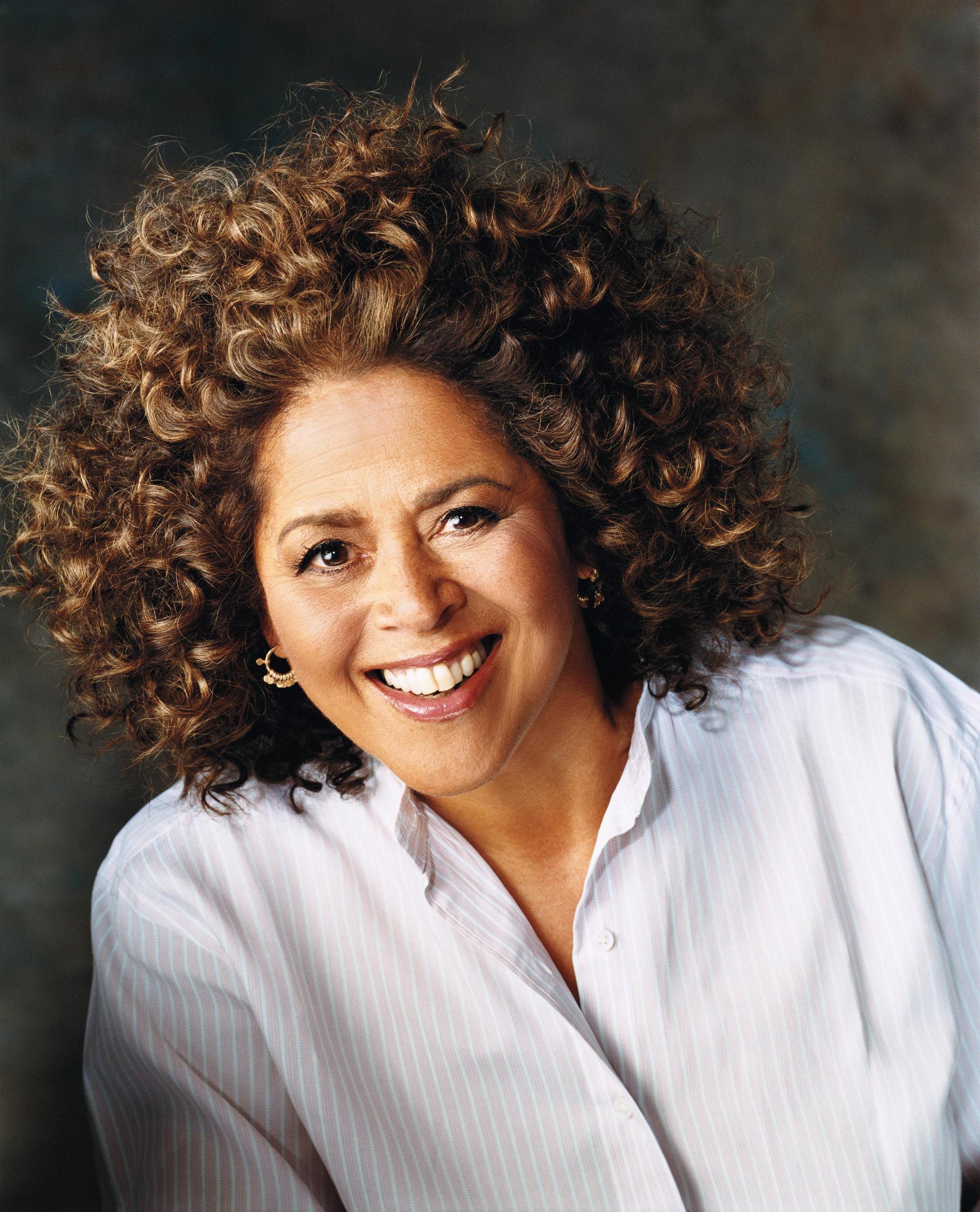 Anna Deavere Smith to deliver 44th Jefferson Lecture in the Humanities 1 Anna Deavere Smith, an actress, playwright, professor, and 2012 National Humanities Medal winner, will deliver the 2015 Jefferson Lecture in the Humanities. Sponsored by the National Endowment for the Humanities (NEH), the lecture is among the highest honors the federal government bestows for distinguished intellectual achievement in the humanities. The lecture, which is free and open to the public, also exemplifies the values in the agency’s founding 1965 legislation, which noted that the “humanities belong to all the people of the United States.”