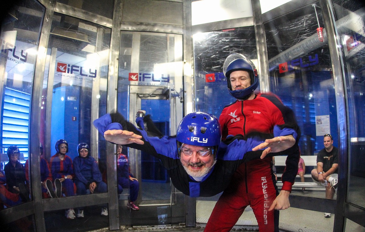 Experience the Dream of Flight at the Grand Opening of iFLY's newest location in Lincoln Park 1 iFLY, the world’s largest Indoor Skydiving operation, is now delivering the dream of flight to adventure seekers in the Lincoln Park area.  The new location at 800 West Scott Street at Halsted marks the 17th iFLY facility in the U.S. Chicagoland residents who have looked to the skies and dreamed of flying like a bird can now make that dream come true.