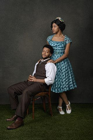 Showbiz Spotlight: Advanced Photos From Timeline's "Too Heavy for Your Pocket" 3 Too Heavy for Your Pocket, running April 24-June 29, is a captivating drama about the 1960s civil rights Freedom Rider movement. TimeLine's production marks the Chicago debut of playwright Jiréh Breon Holder, named one of “Tomorrow’s Marquee Names, Now in the Making” by The New York Times.